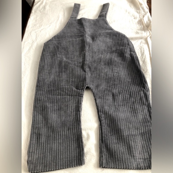 4Y NEW Ribbed Overalls Kindly the label - Picture 5 of 6